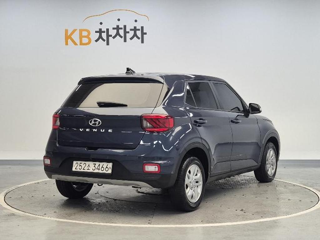 2020 HYUNDAI VENUE 