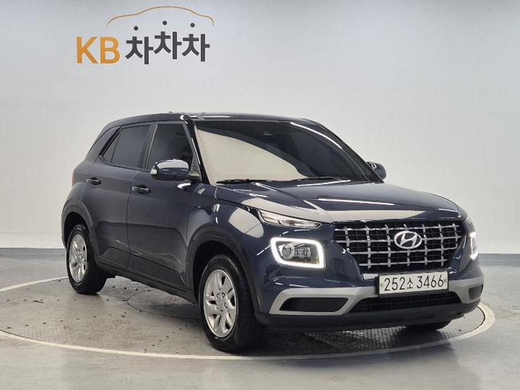 2020 HYUNDAI VENUE 
