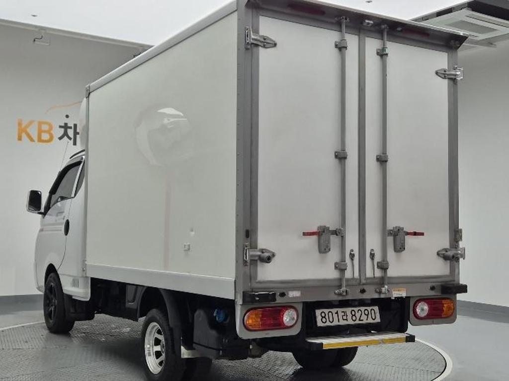 2021 HYUNDAI PORTER II 