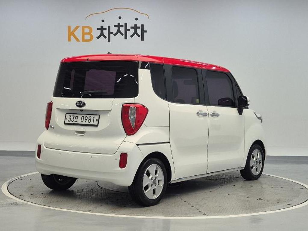 2016 KIA RAY 