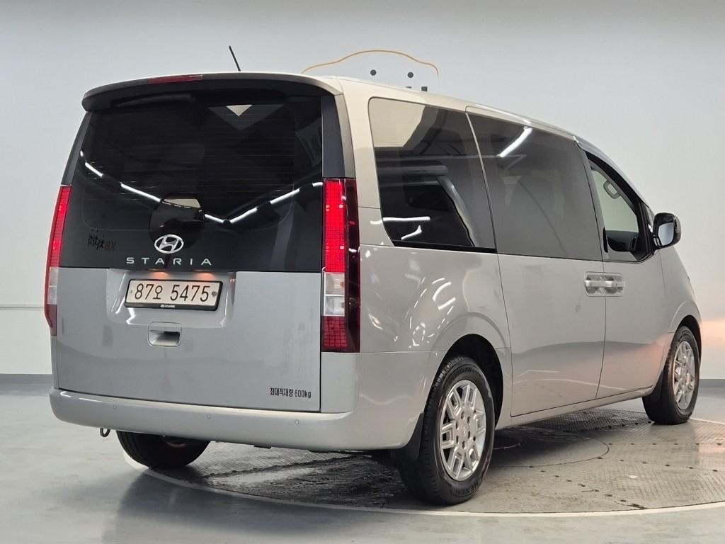 2022 HYUNDAI STARIA 