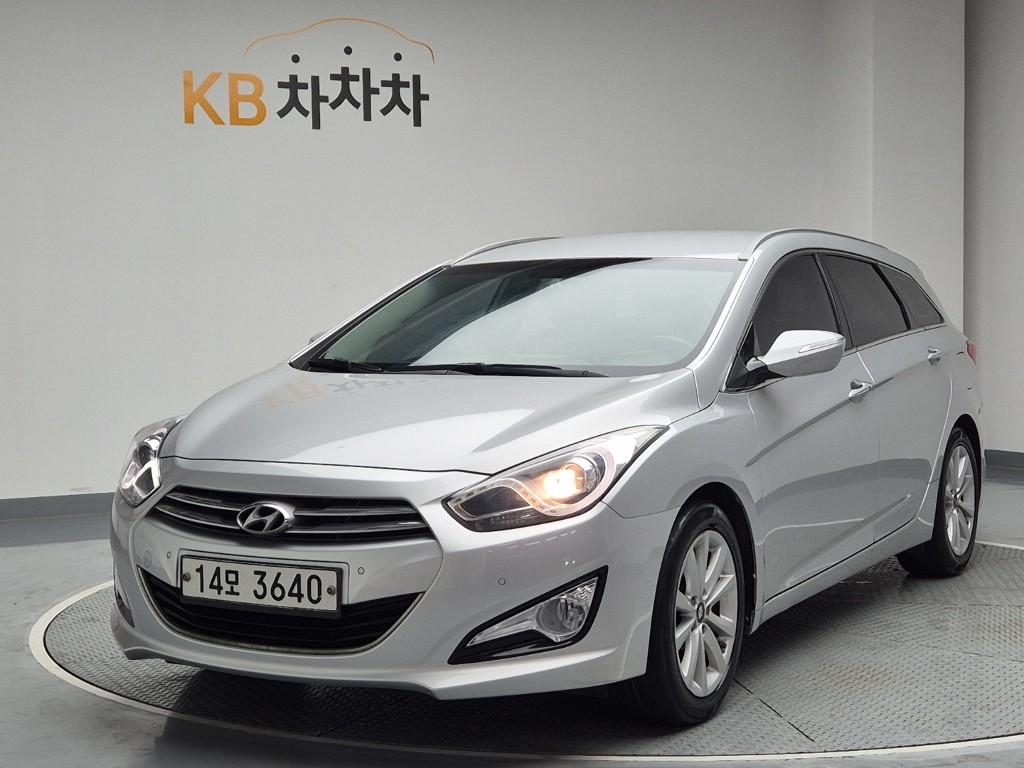 2012 HYUNDAI i40 