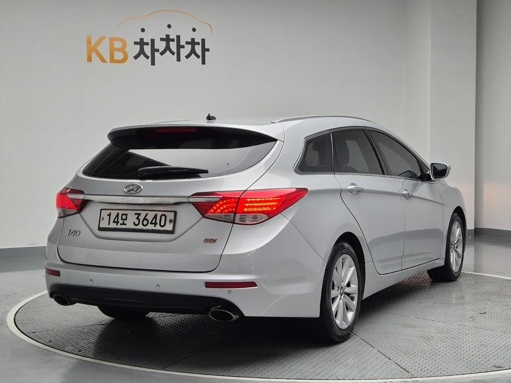 2012 HYUNDAI i40 