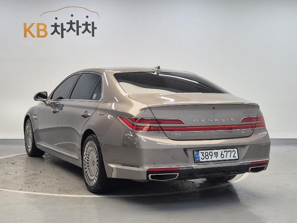 2020 GENESIS G90 