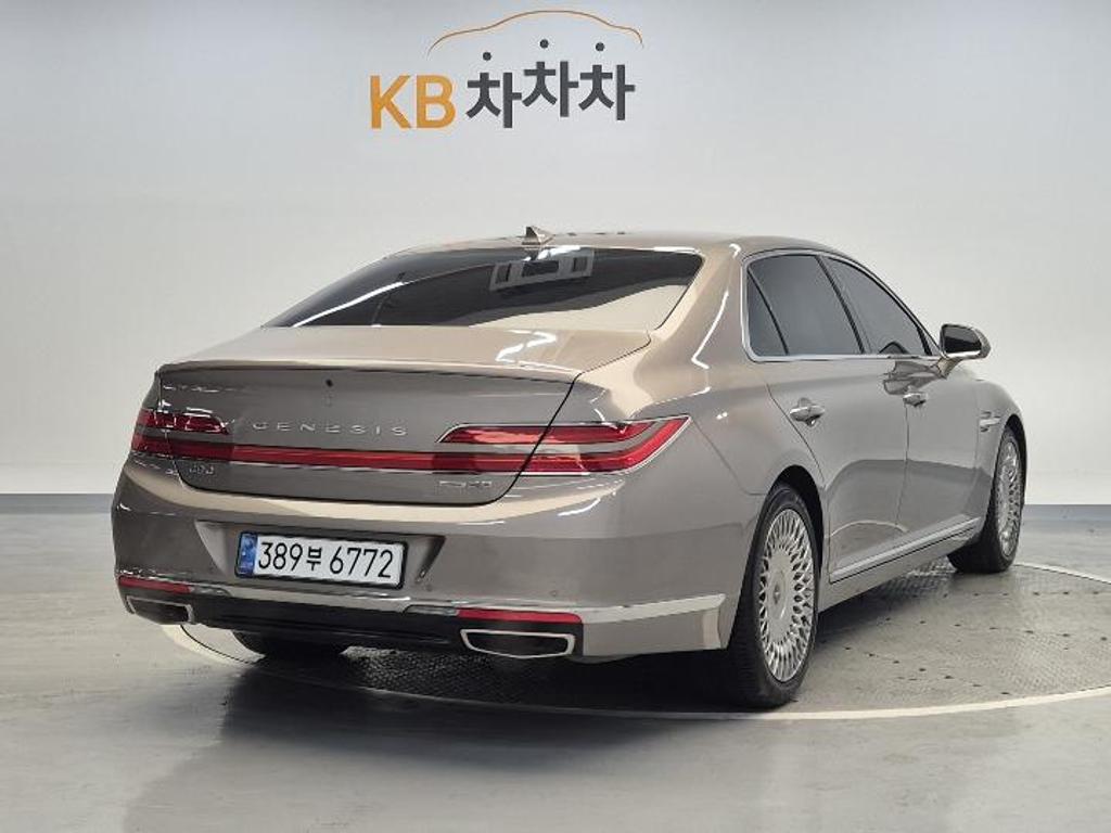 2020 GENESIS G90 