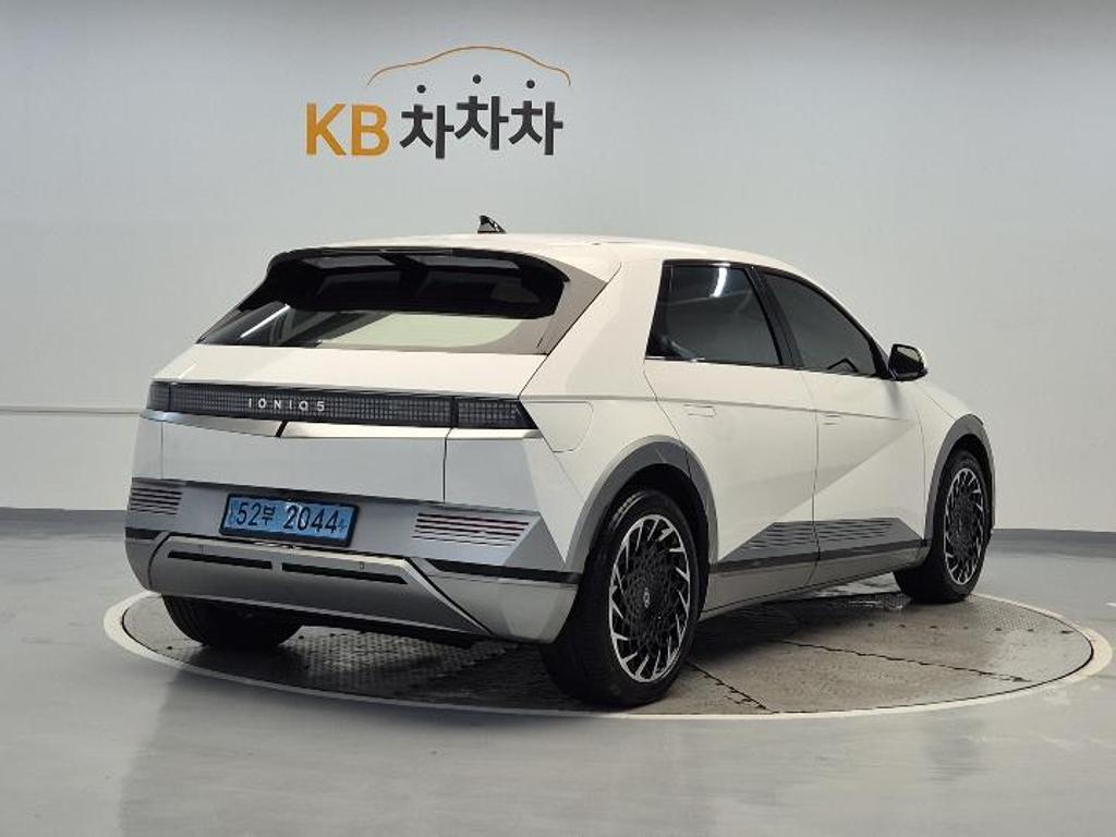 2022 HYUNDAI IONIQ5 