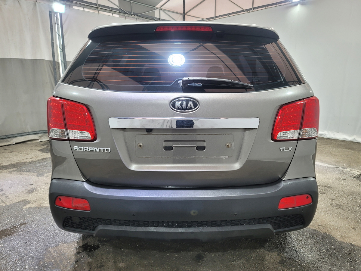 2010 KIA SORENTO R 