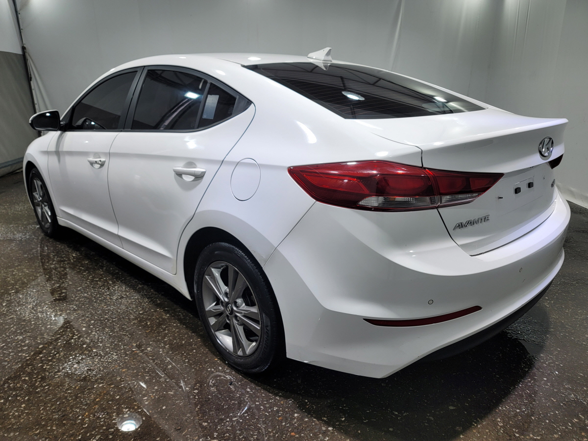 2016 HYUNDAI AVANTE AD 