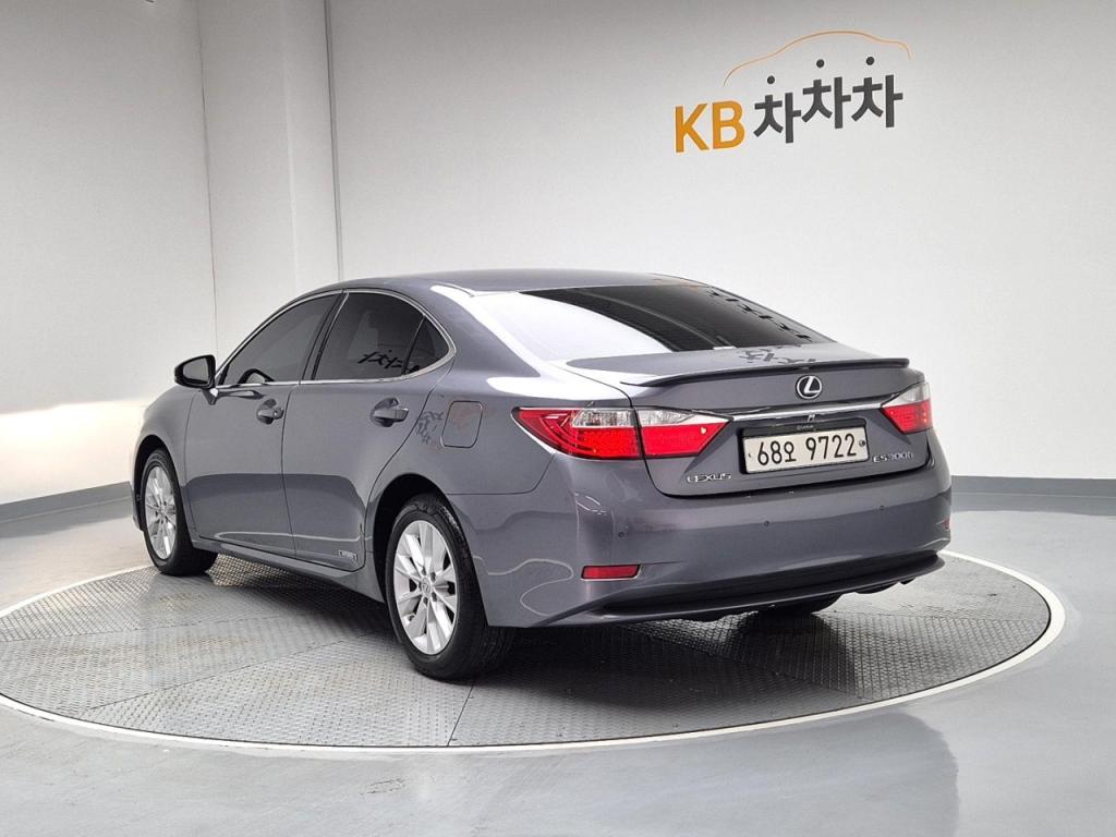 2014 LEXUS ES 