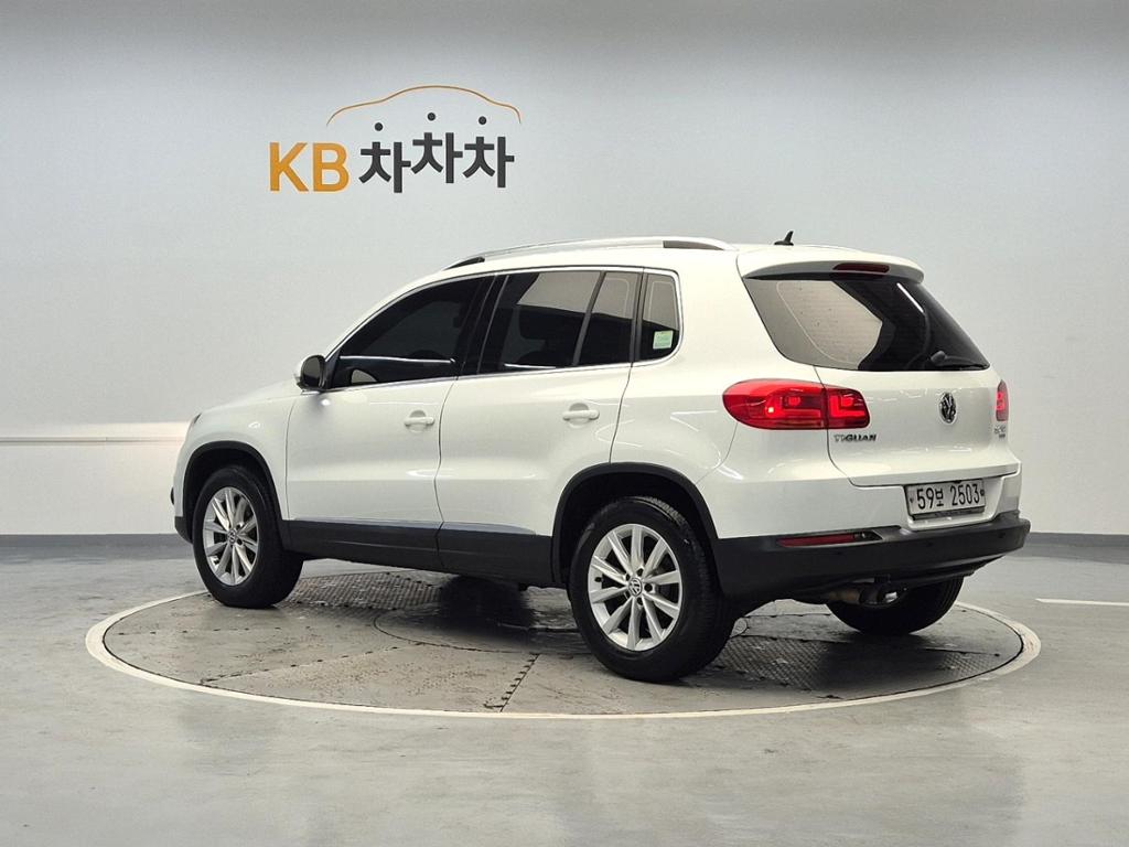 2014 VOLKSWAGEN TIGUAN 