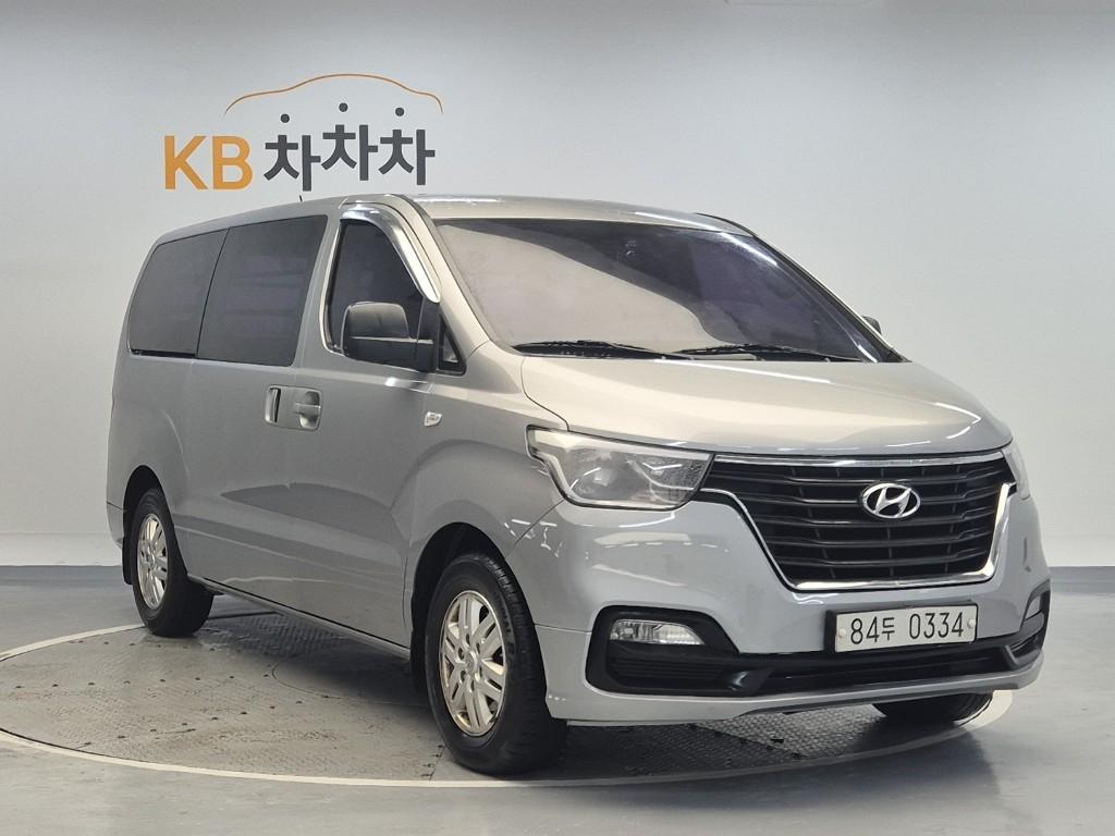 2019 HYUNDAI THE NEW GRAND STAREX 