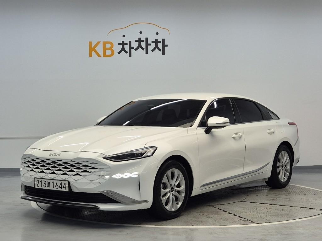 2022 KIA K8 