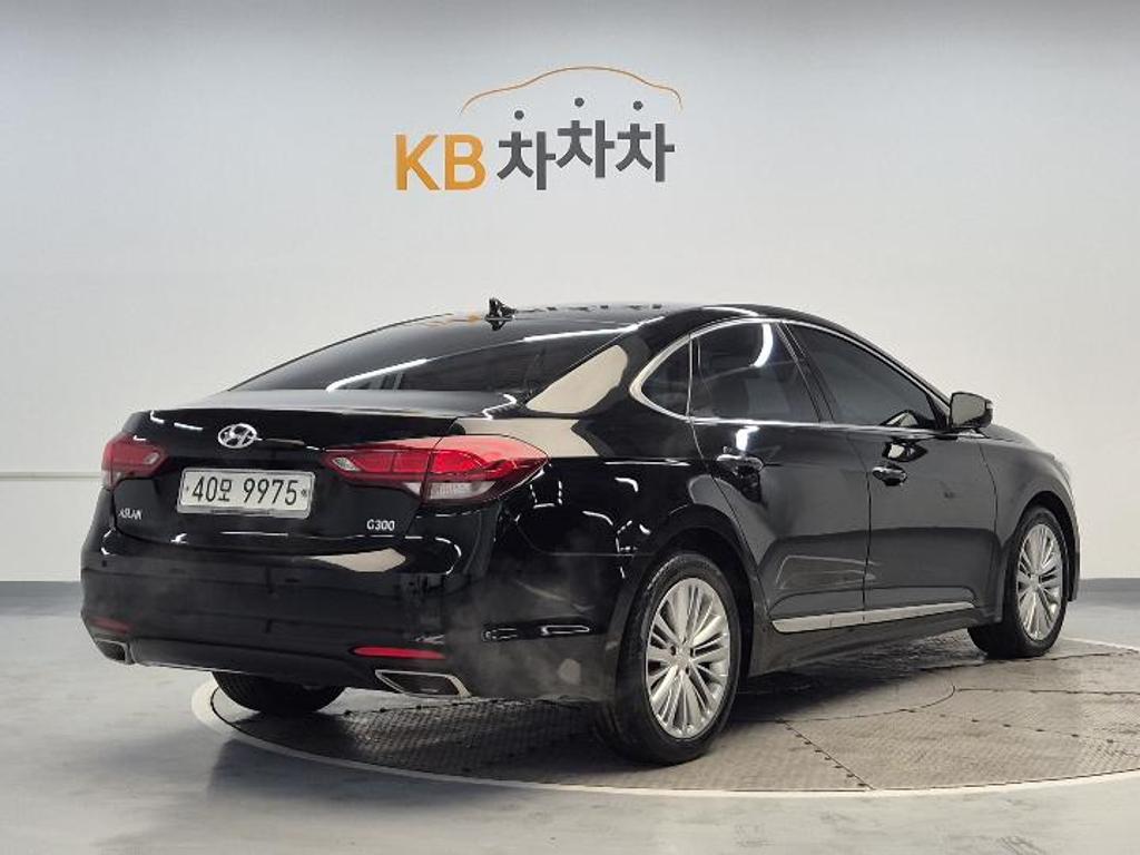 2015 HYUNDAI ASLAN 