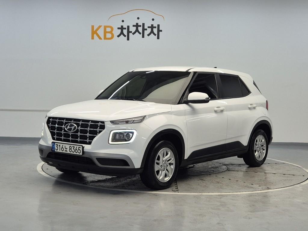 2022 HYUNDAI VENUE 