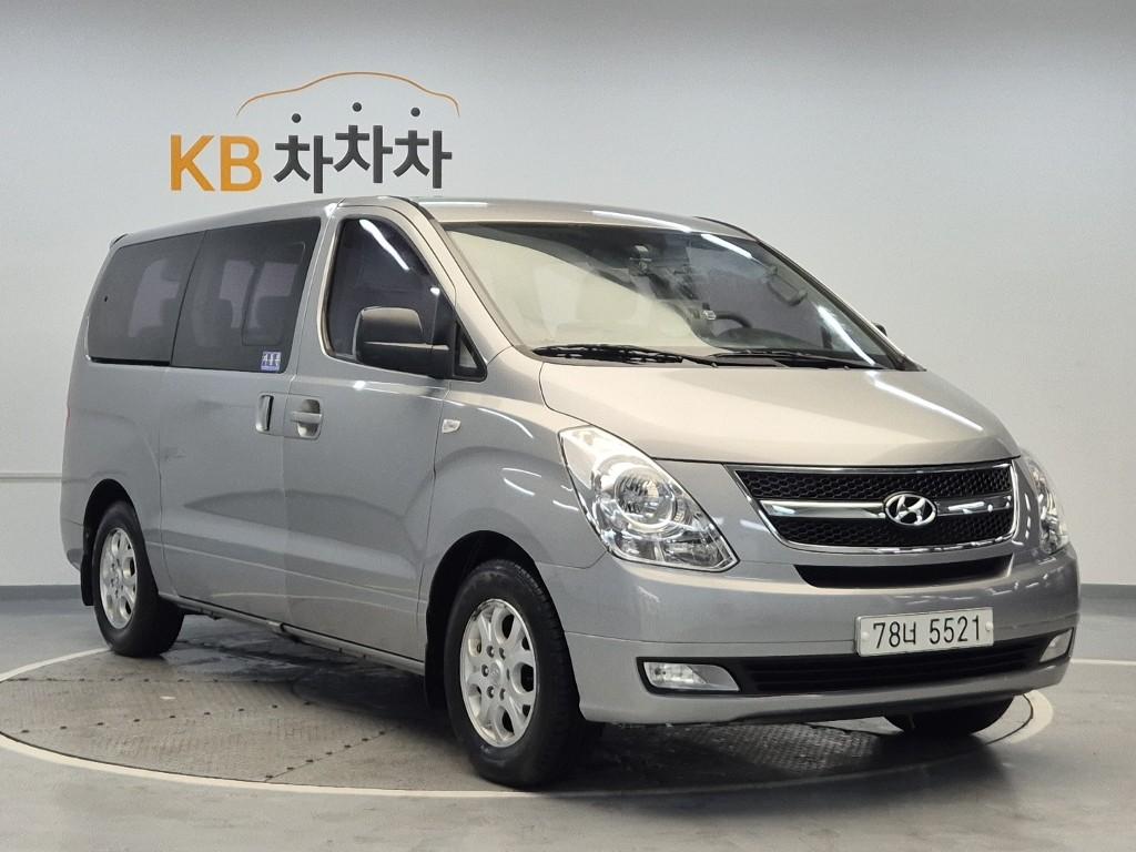 2015 HYUNDAI GRAND STAREX 