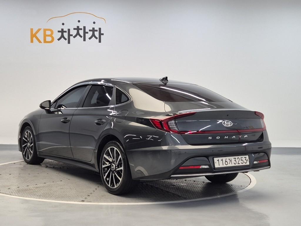 2020 HYUNDAI SONATA (DN8) 