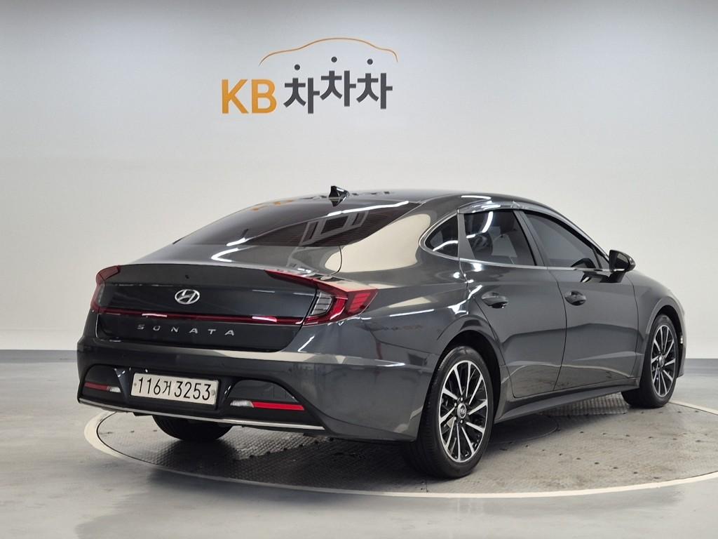 2020 HYUNDAI SONATA (DN8) 