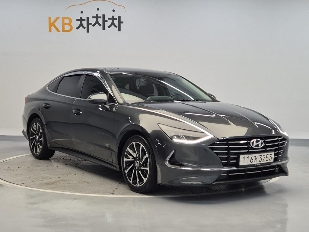 2020 HYUNDAI SONATA (DN8) 