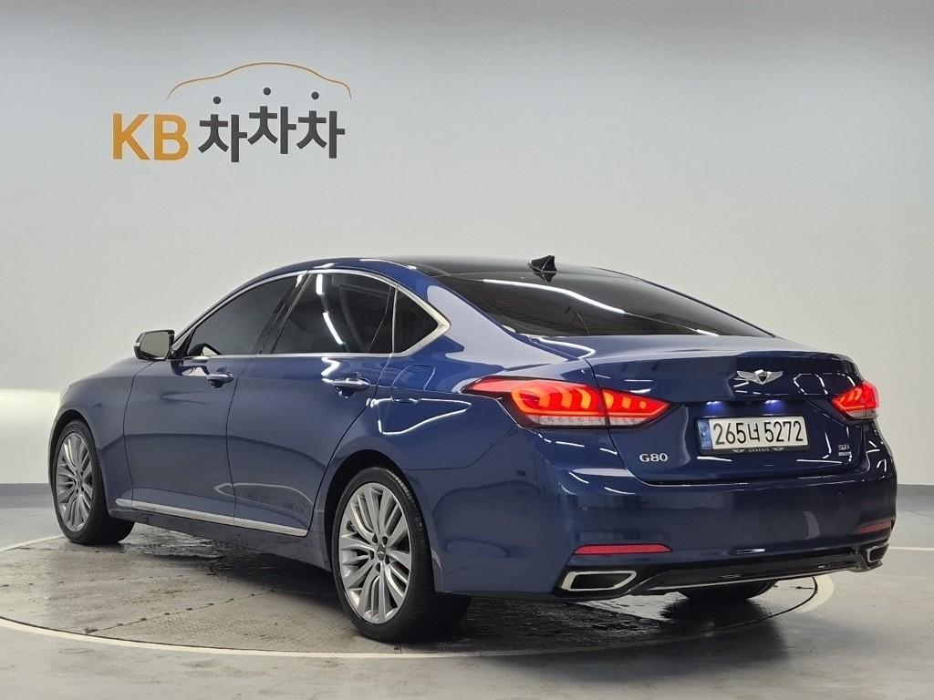 2017 GENESIS G80 