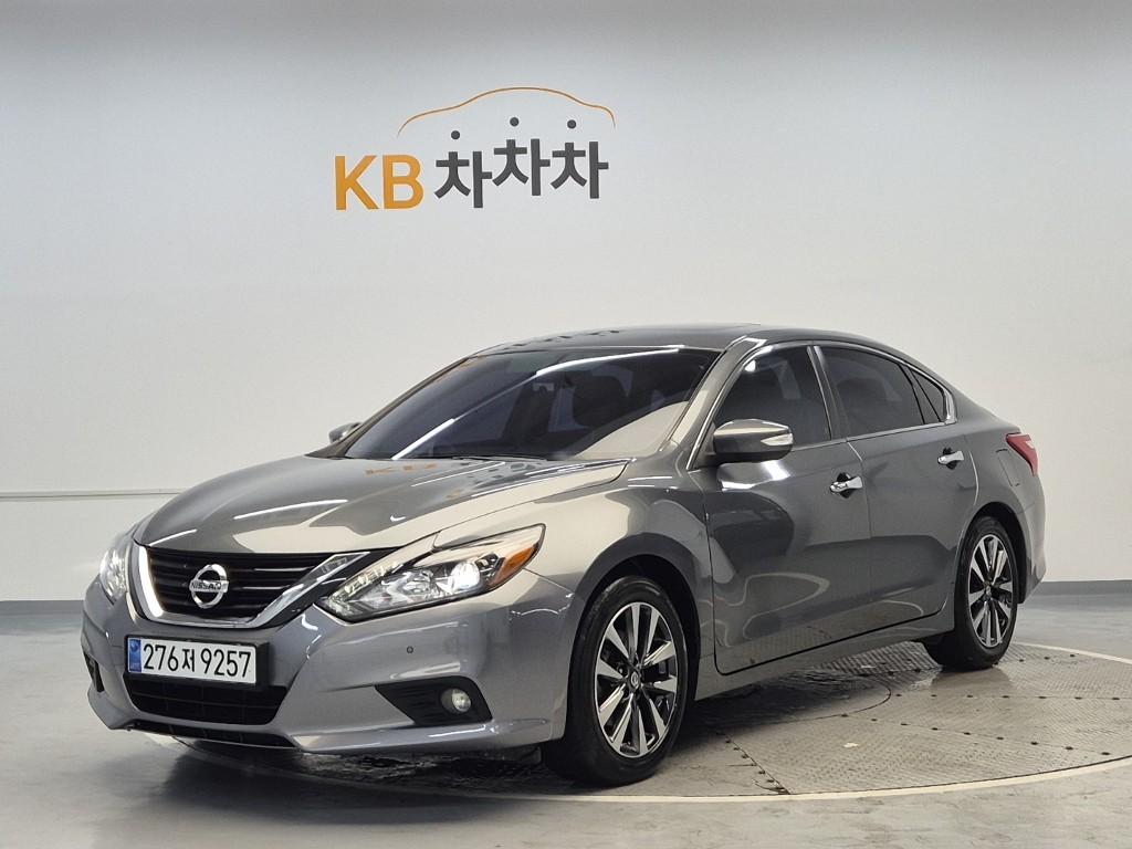 2017 NISSAN ALTIMA 