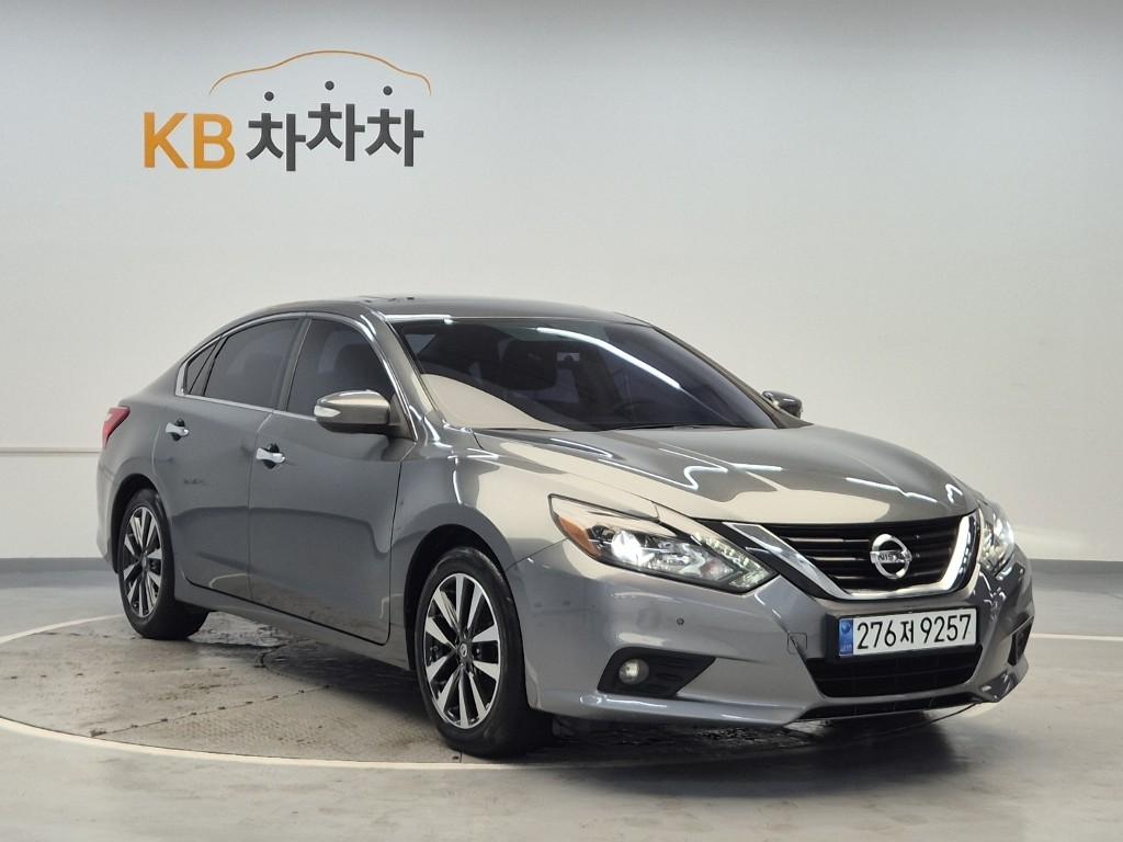 2017 NISSAN ALTIMA 