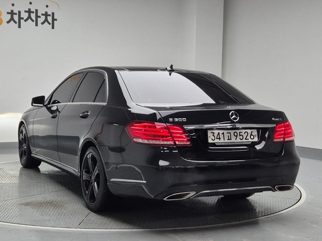 2015 BENZ E CLASS (4Gen) 