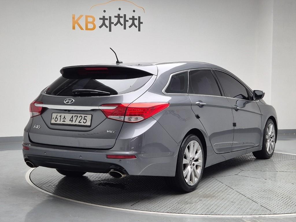 2012 HYUNDAI i40 