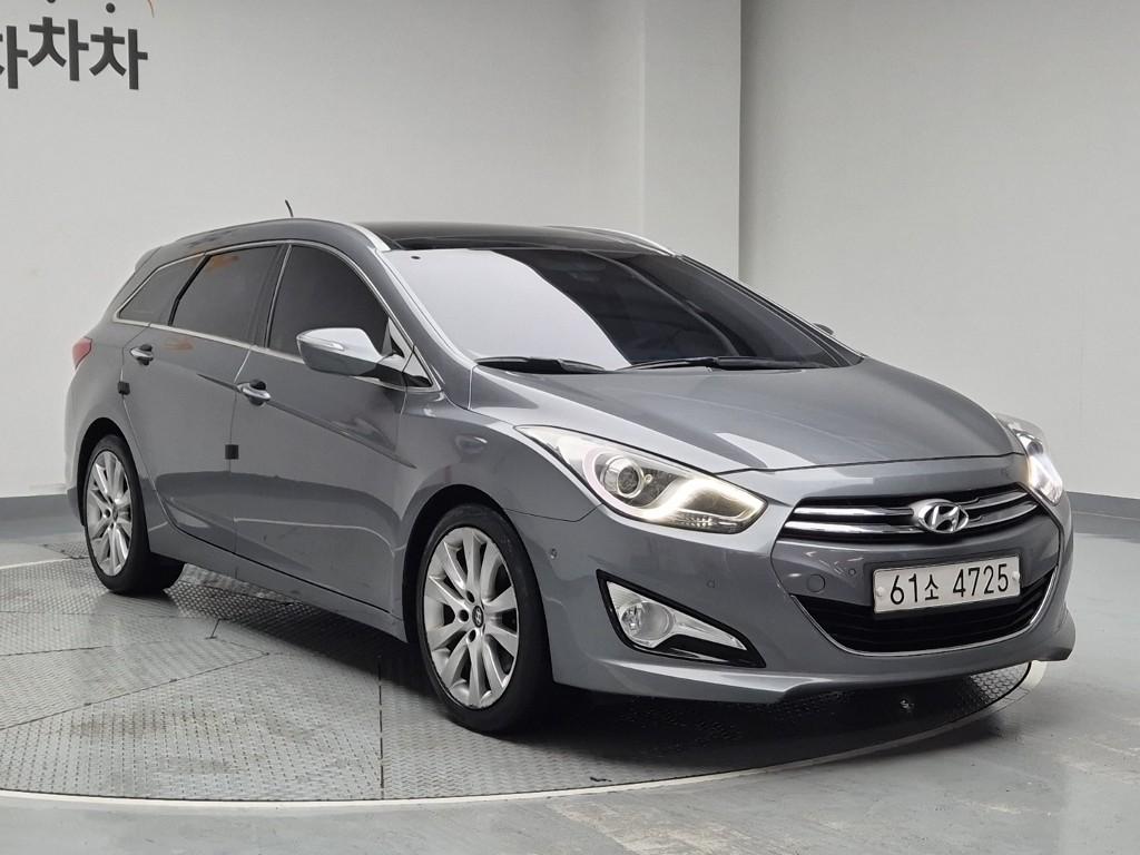 2012 HYUNDAI i40 