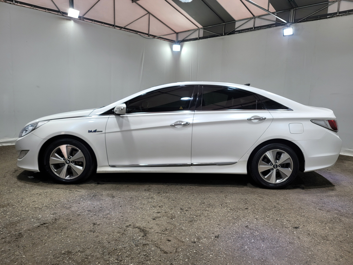 2012 HYUNDAI YF SONATA HYBRID 