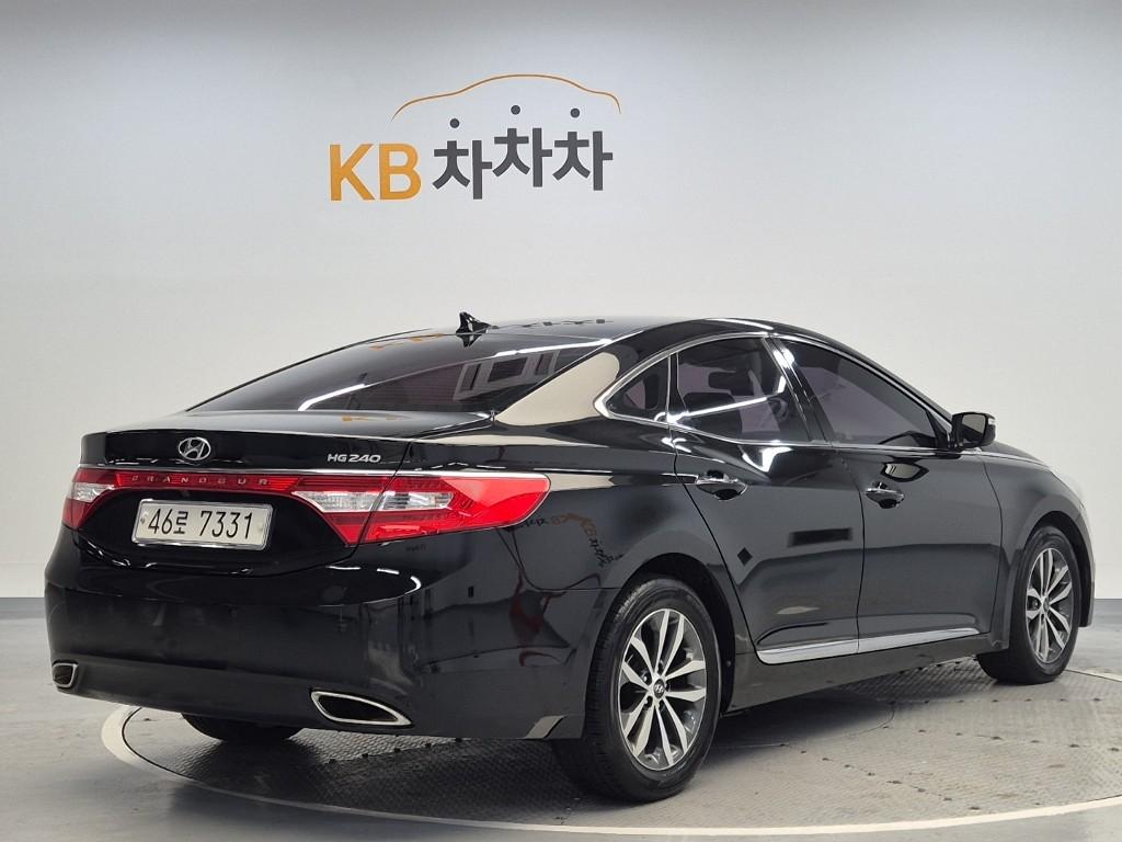 2011 HYUNDAI GRANDEUR HG 