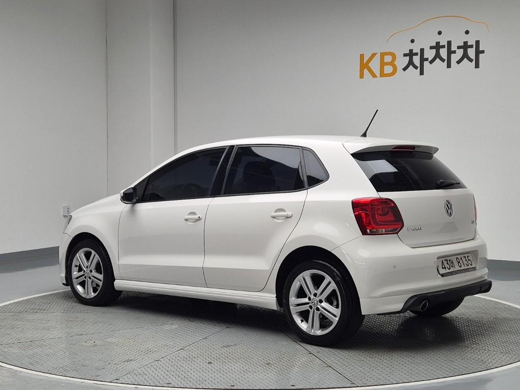 2014 VOLKSWAGEN THE NEW POLO (5Gen) 