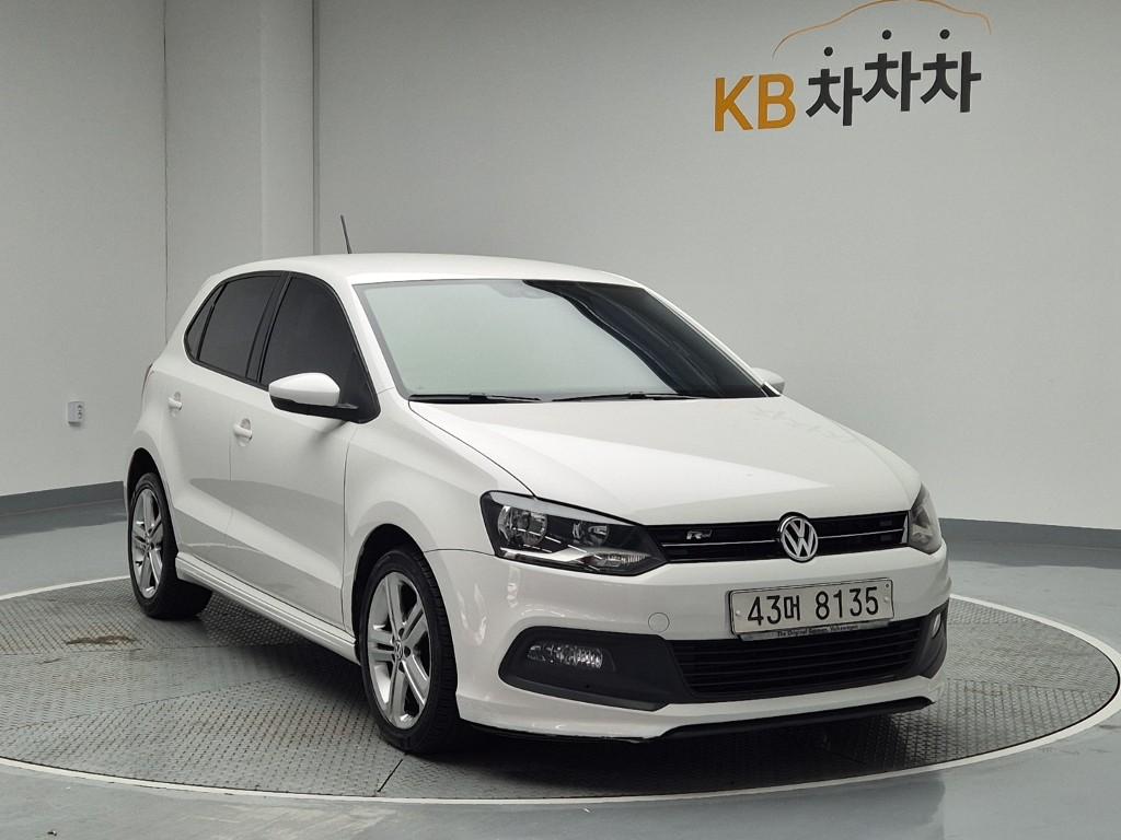 2014 VOLKSWAGEN THE NEW POLO (5Gen) 