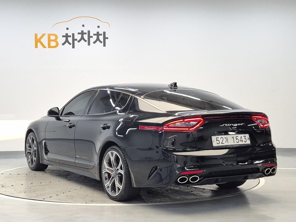 2018 KIA STINGER 