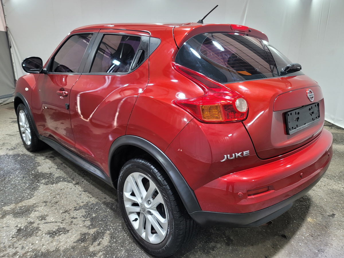2014 NISSAN JUKE 