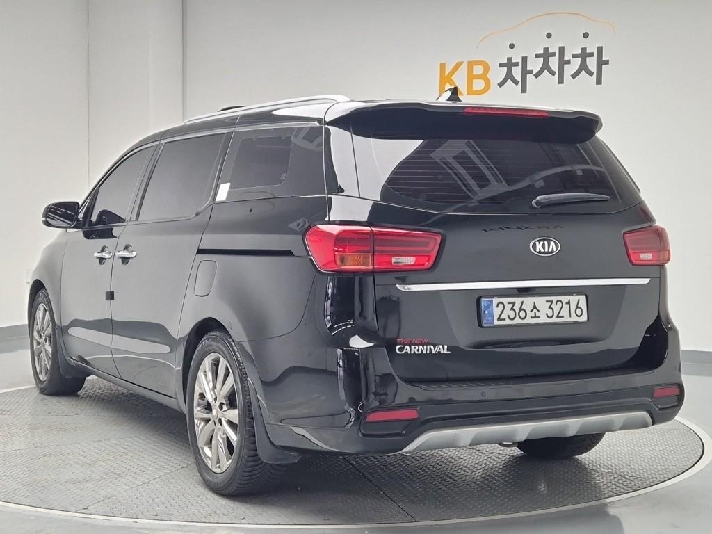 2019 KIA THE NEW CARNIVAL 