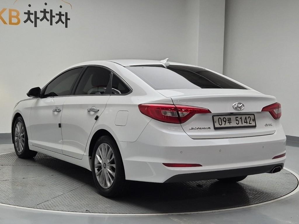 2016 HYUNDAI LF SONATA 