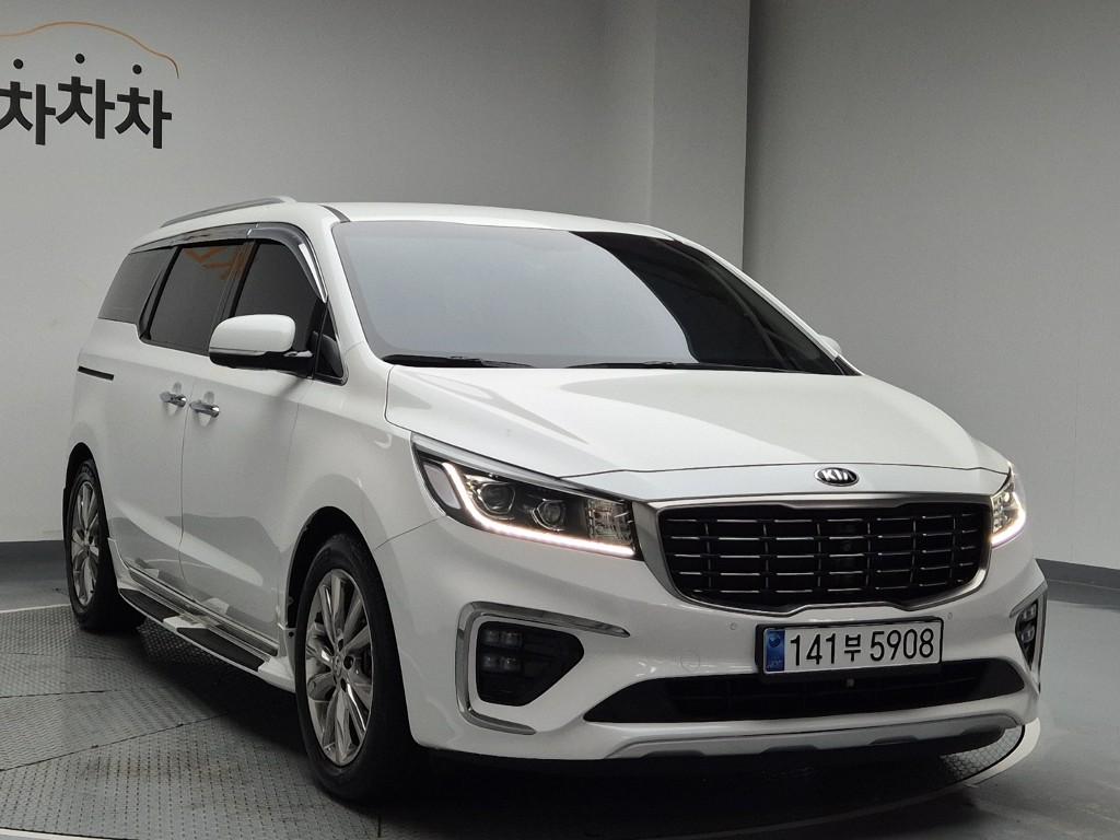 2019 KIA THE NEW CARNIVAL 