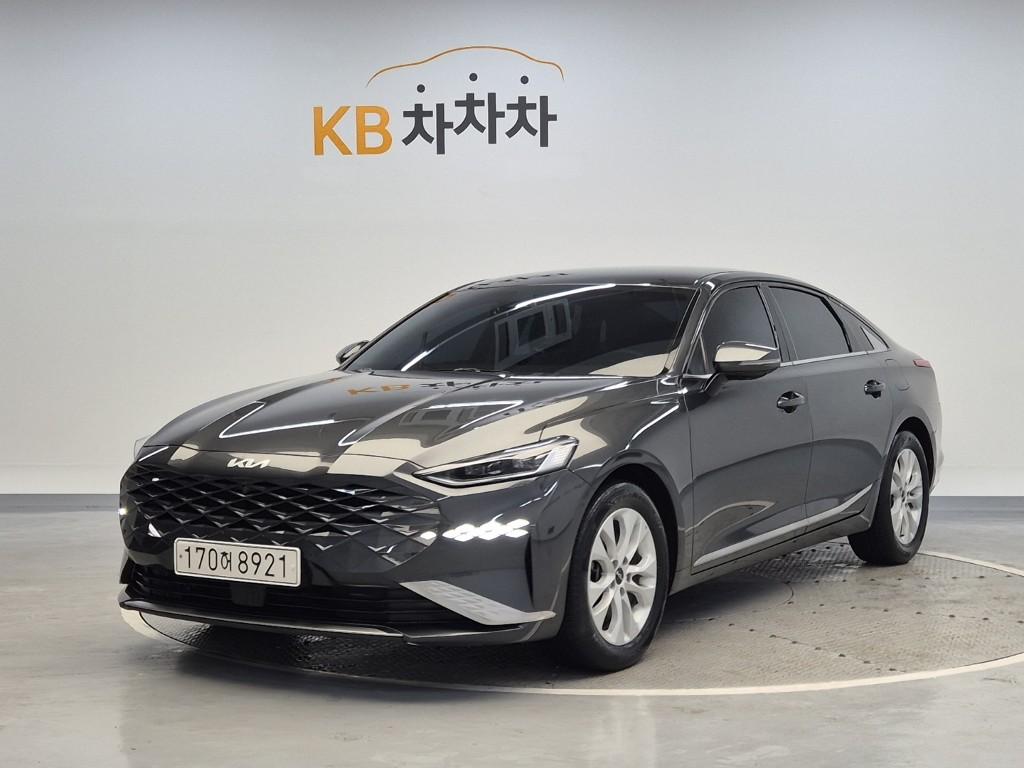 2022 KIA K8 