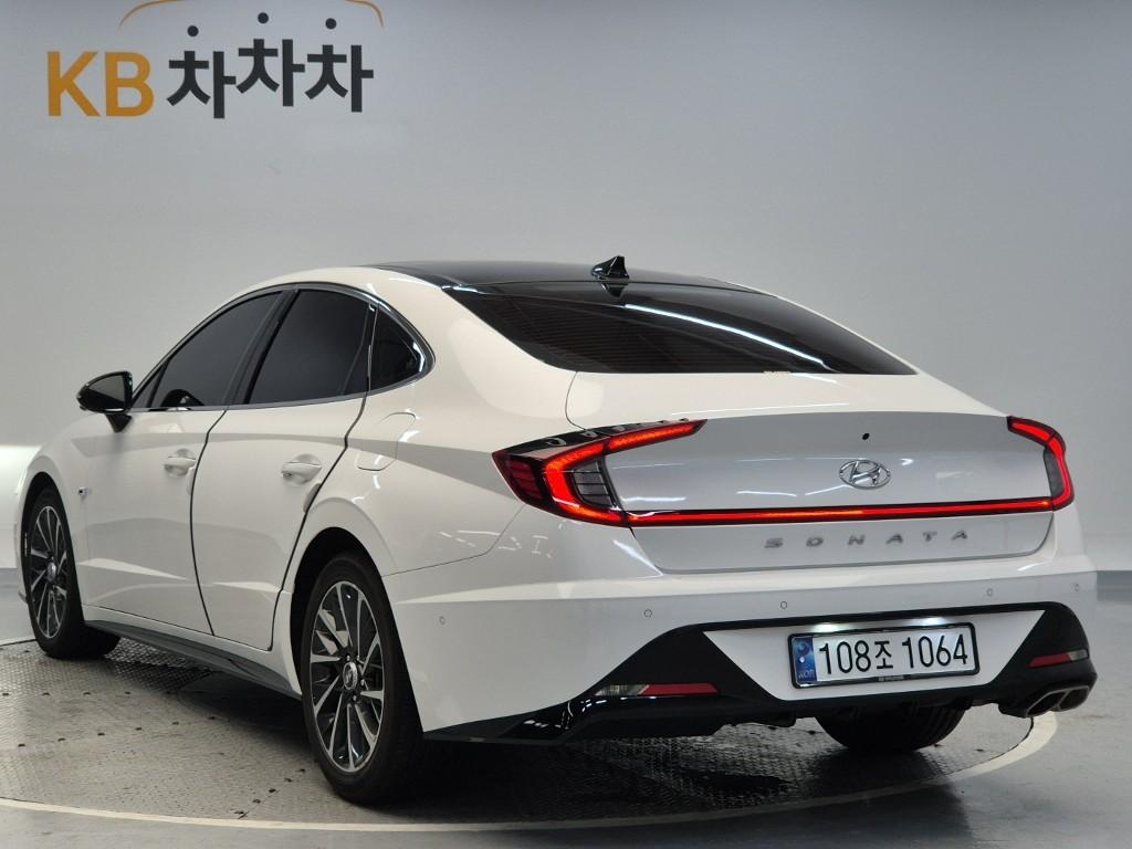 2021 HYUNDAI SONATA (DN8) 