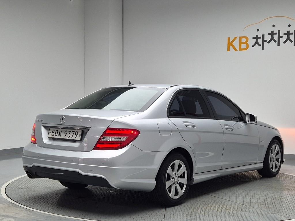 2012 BENZ C CLASS (3Gen) 
