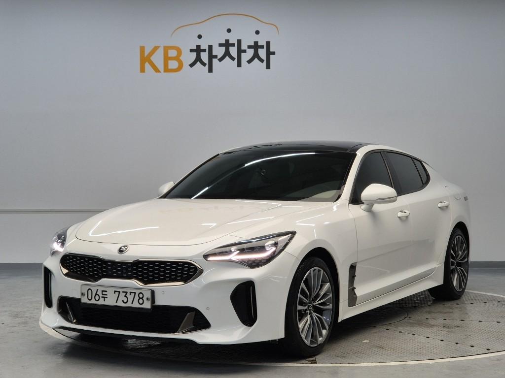 2018 KIA STINGER 