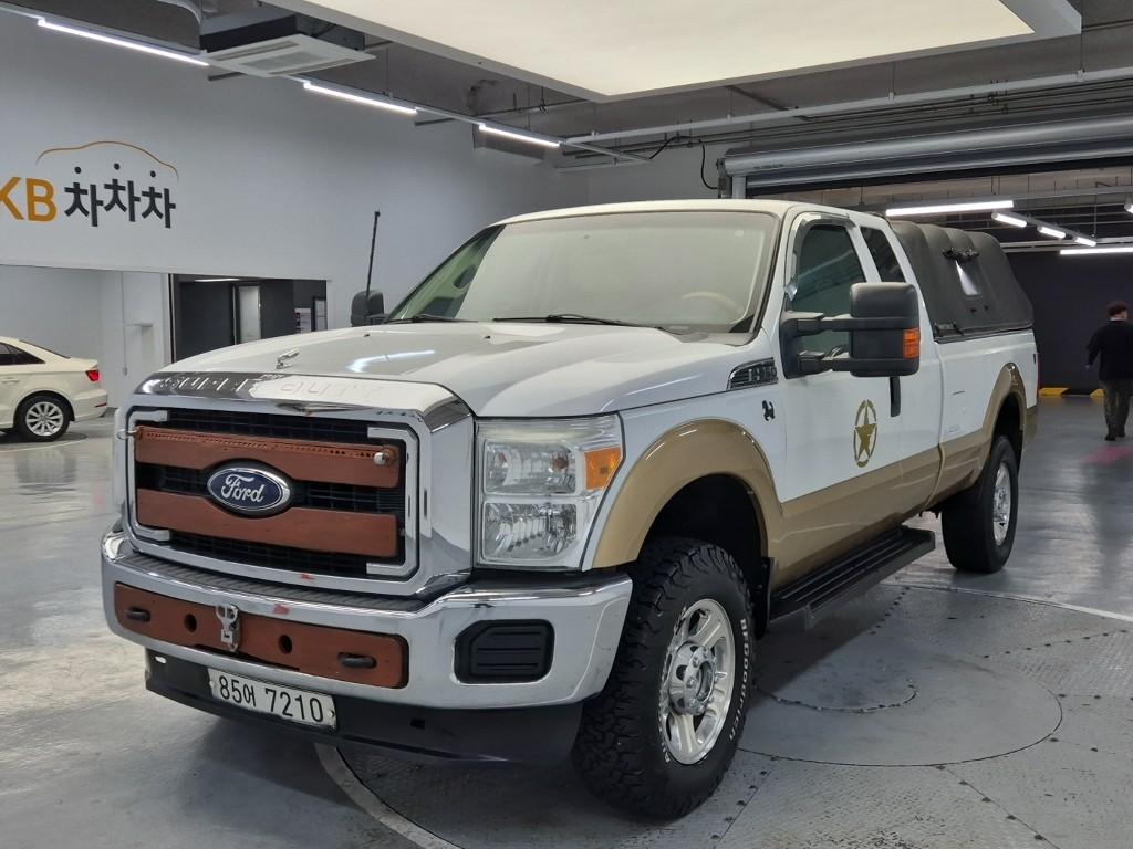2011 FORD F-350 