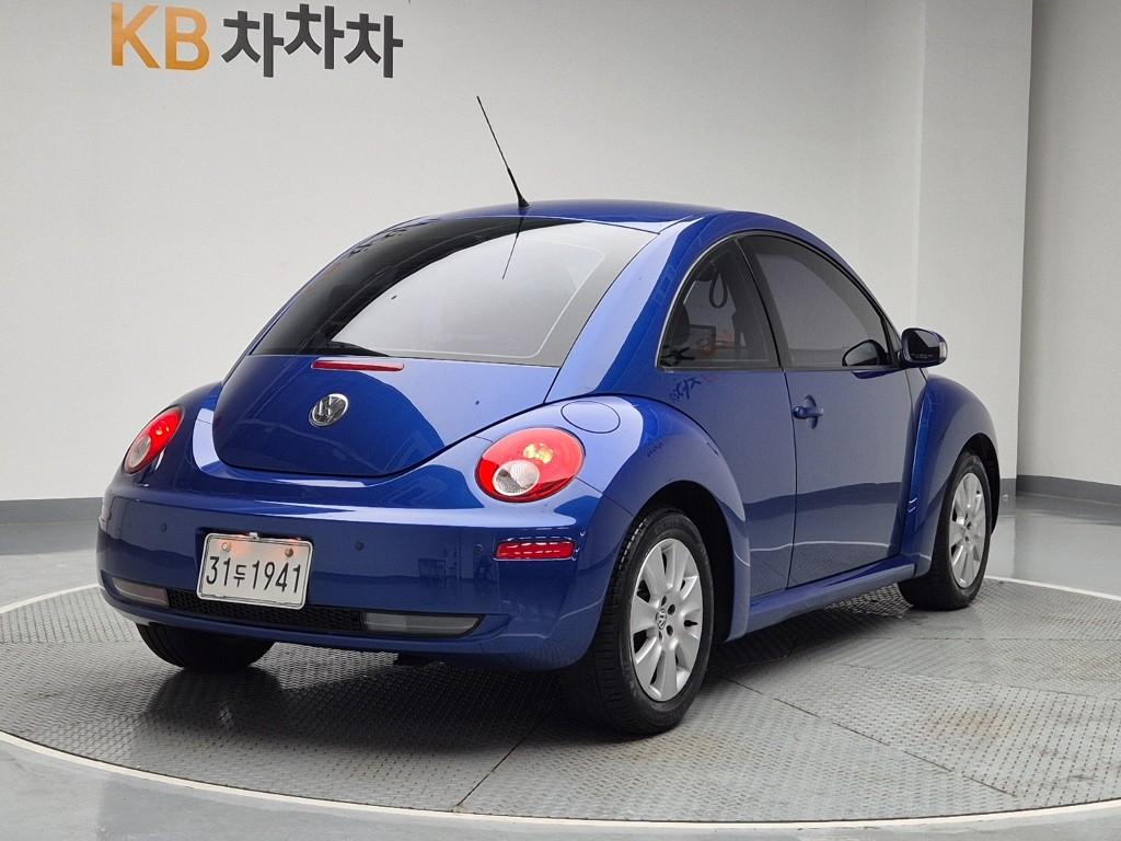 2008 VOLKSWAGEN NEW BEETLE 