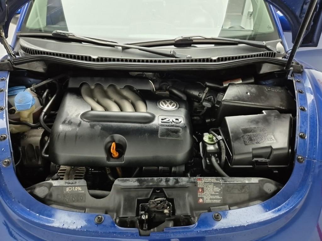 2008 VOLKSWAGEN NEW BEETLE 