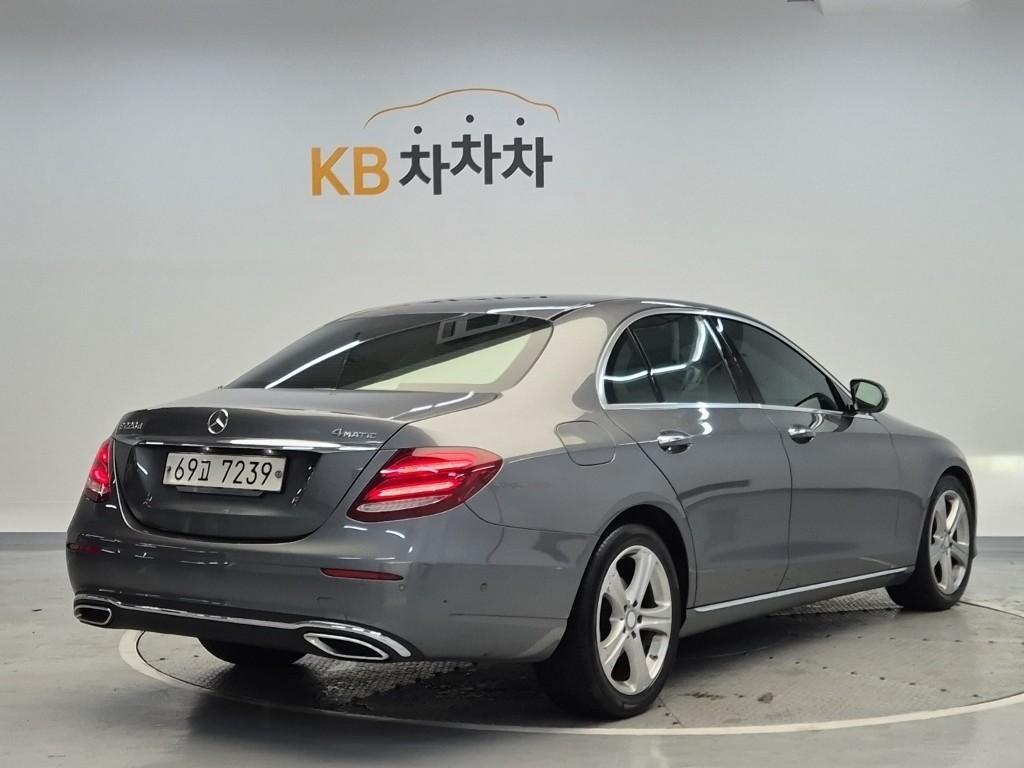 2017 BENZ E CLASS (5Gen) 