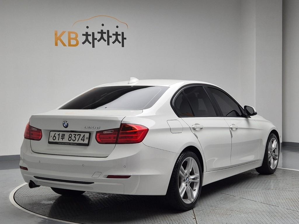 2015 BMW 3 Series (6Gen) 