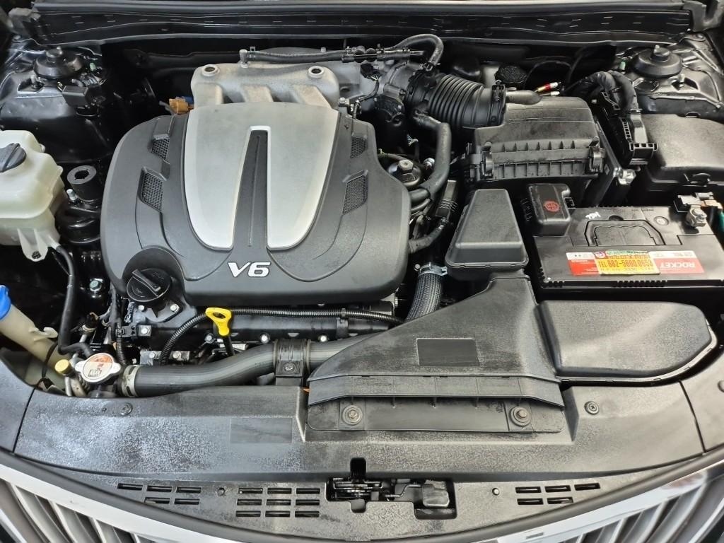 2016 HYUNDAI GRANDEUR HG 