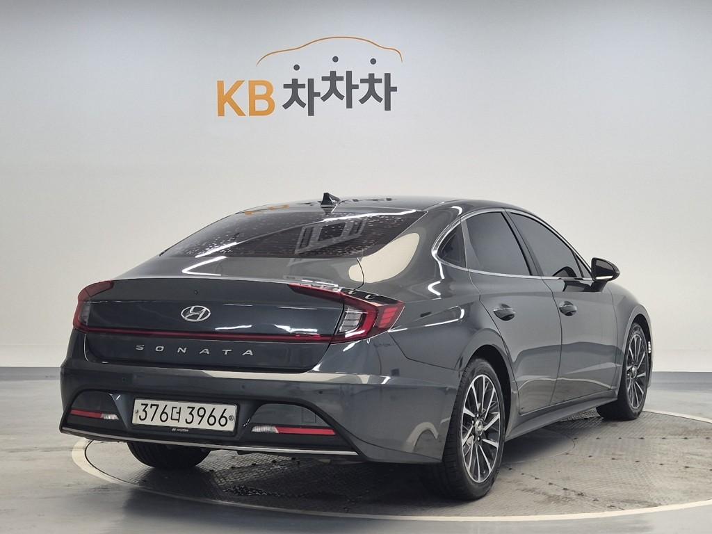 2020 HYUNDAI SONATA (DN8) 