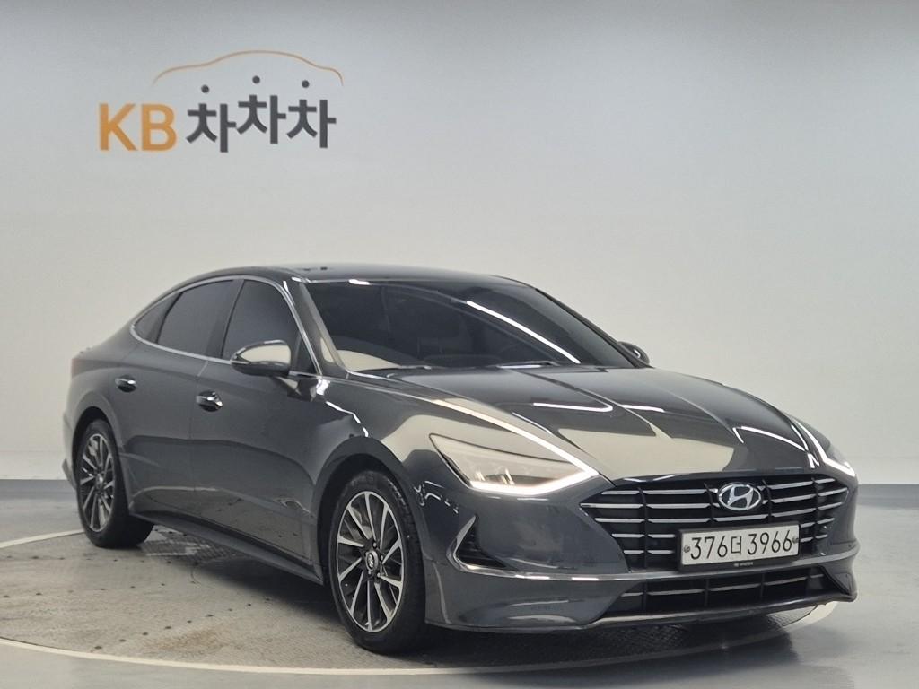 2020 HYUNDAI SONATA (DN8) 