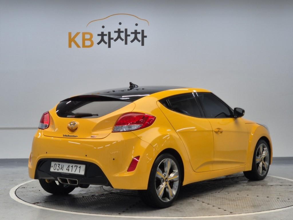 2017 HYUNDAI THE NEW VELOSTER 